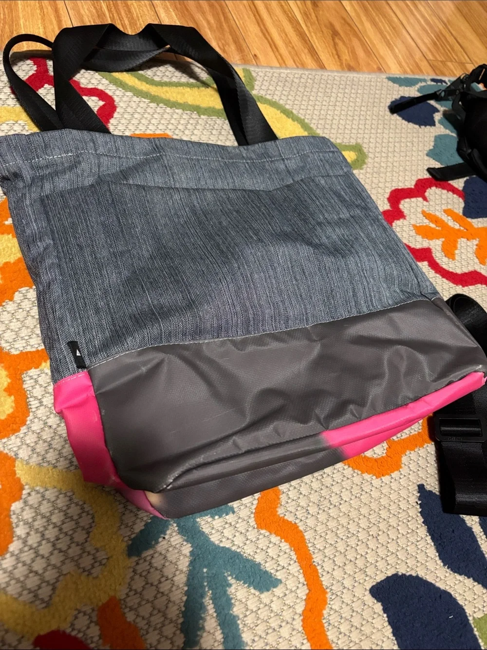 Rareform cora tote